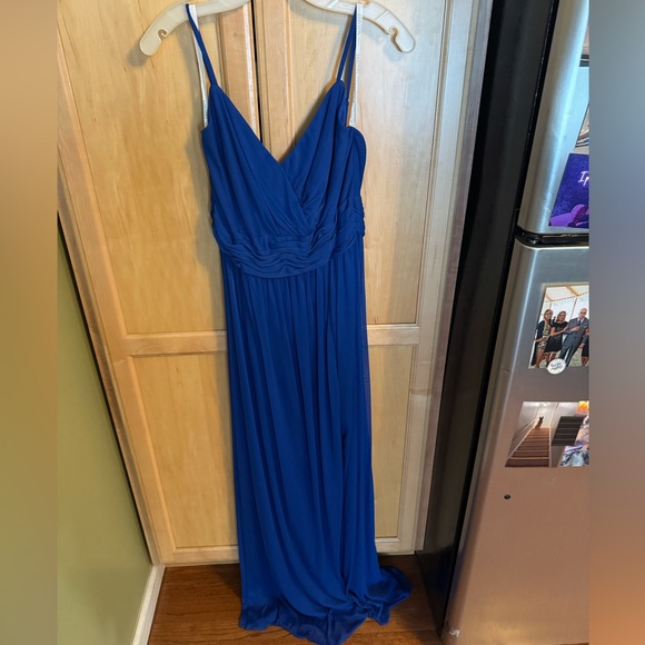 David's Bridal Dresses & Skirts - Elegant Blue David’s Bridal Bridesmaid Or Prom Dress NWT